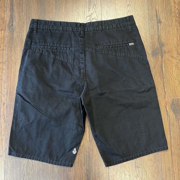 Volcom shorts SZ 32 - Picture 3 of 4